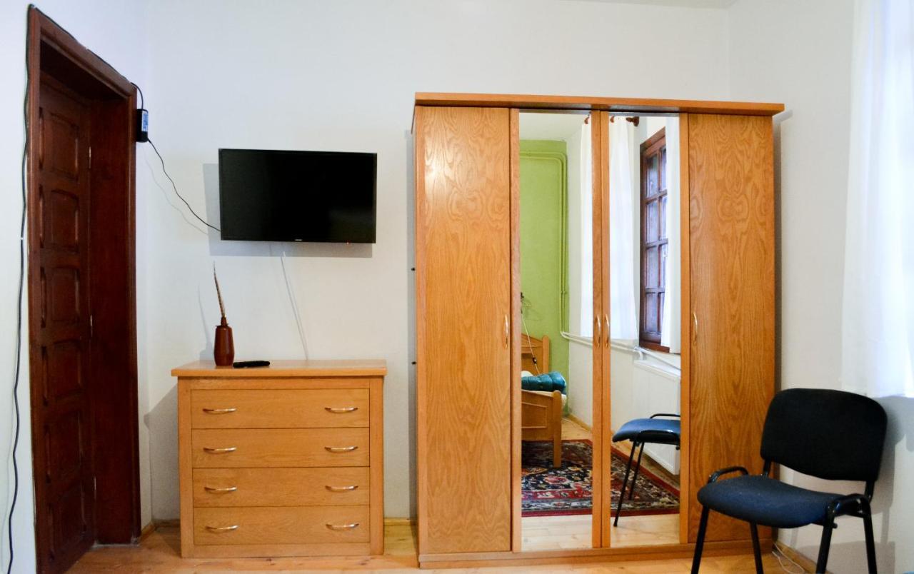 Grandpa'S Hidden Crib, 6 Bedroom, Pet Friendly Sinaia Exterior foto