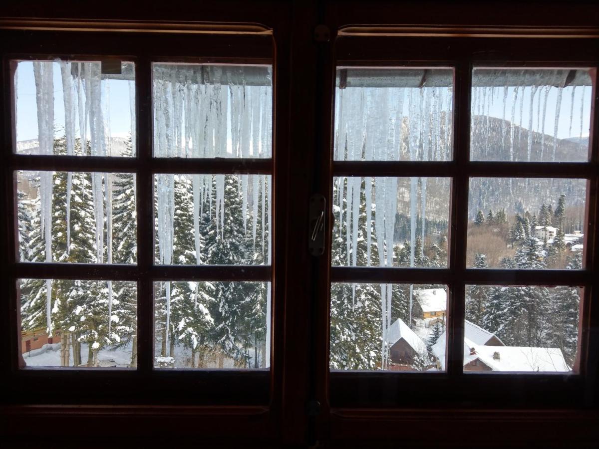 Grandpa'S Hidden Crib, 6 Bedroom, Pet Friendly Sinaia Exterior foto