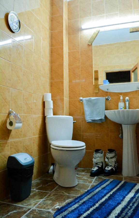 Grandpa'S Hidden Crib, 6 Bedroom, Pet Friendly Sinaia Exterior foto
