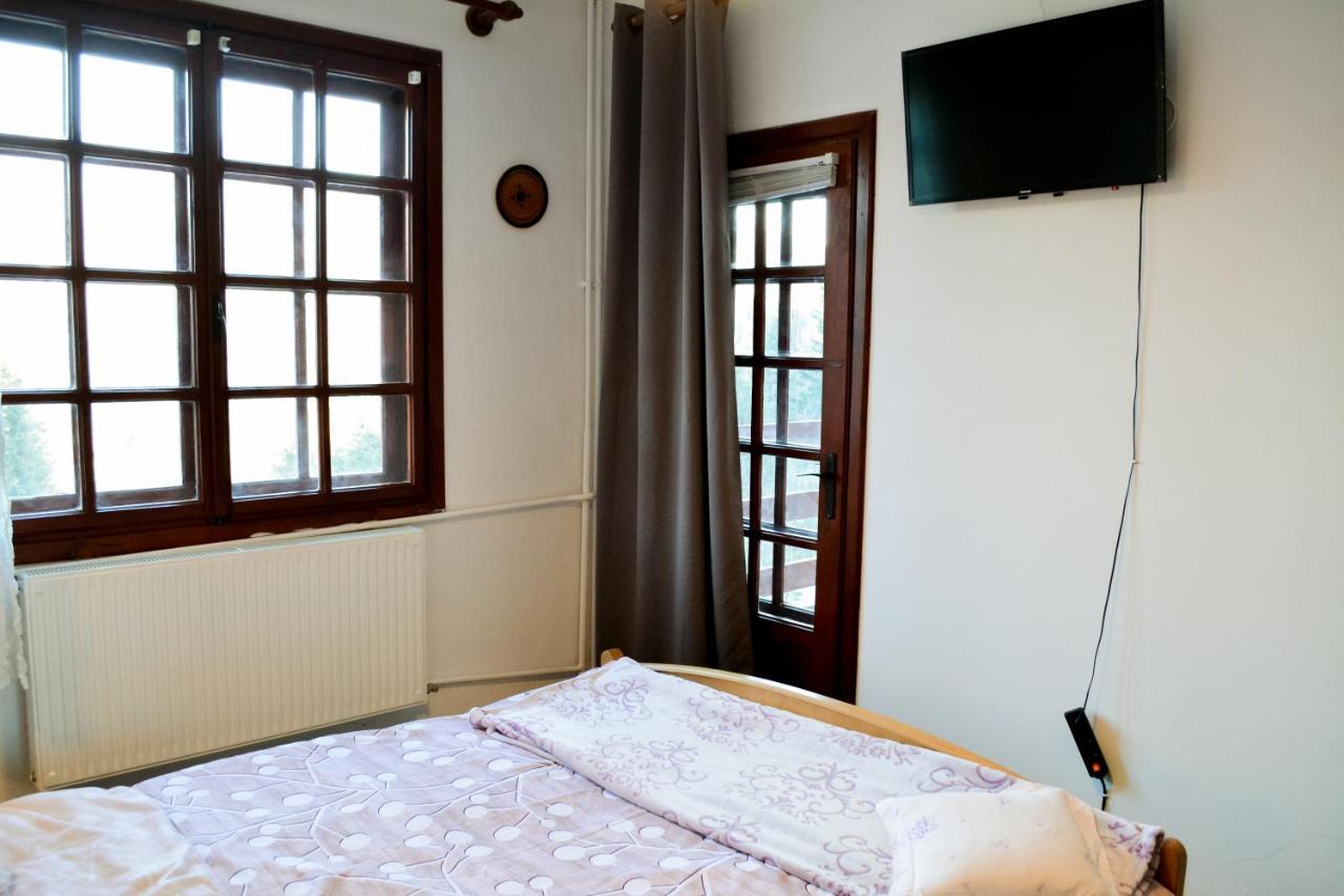 Grandpa'S Hidden Crib, 6 Bedroom, Pet Friendly Sinaia Exterior foto