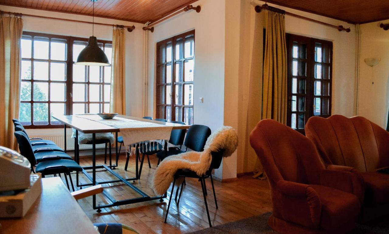 Grandpa'S Hidden Crib, 6 Bedroom, Pet Friendly Sinaia Exterior foto